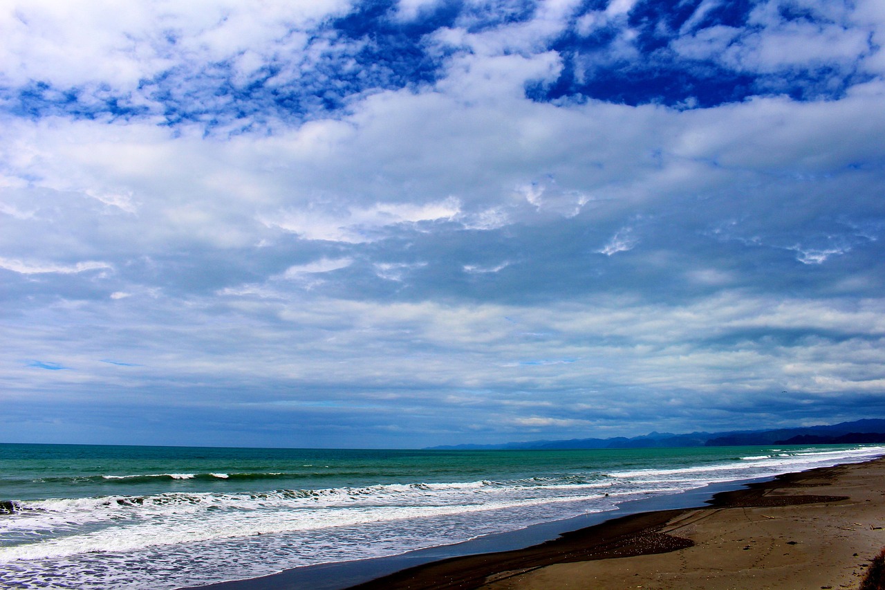 Beach, sun, sea — Casino Face-Off: Why Jeetwin Stands Above the Rest