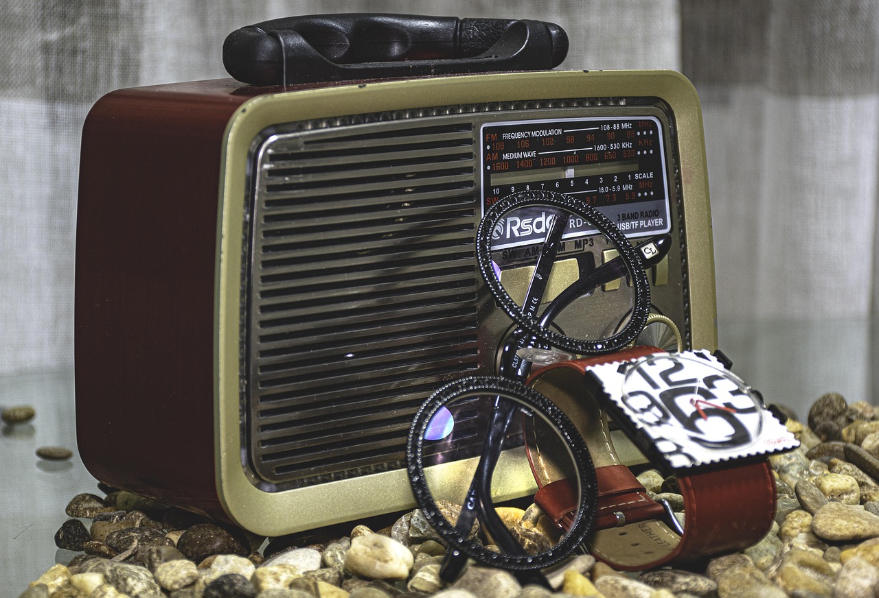 Radio, eyeglasses, hd wallpaper — Tiranga Game Customer Support Review